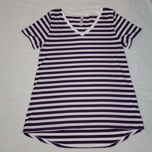 Medium Lularoe Christy Tee